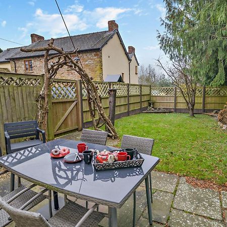 2 Bed In Coleford 78181 Villa Symonds Yat Buitenkant foto